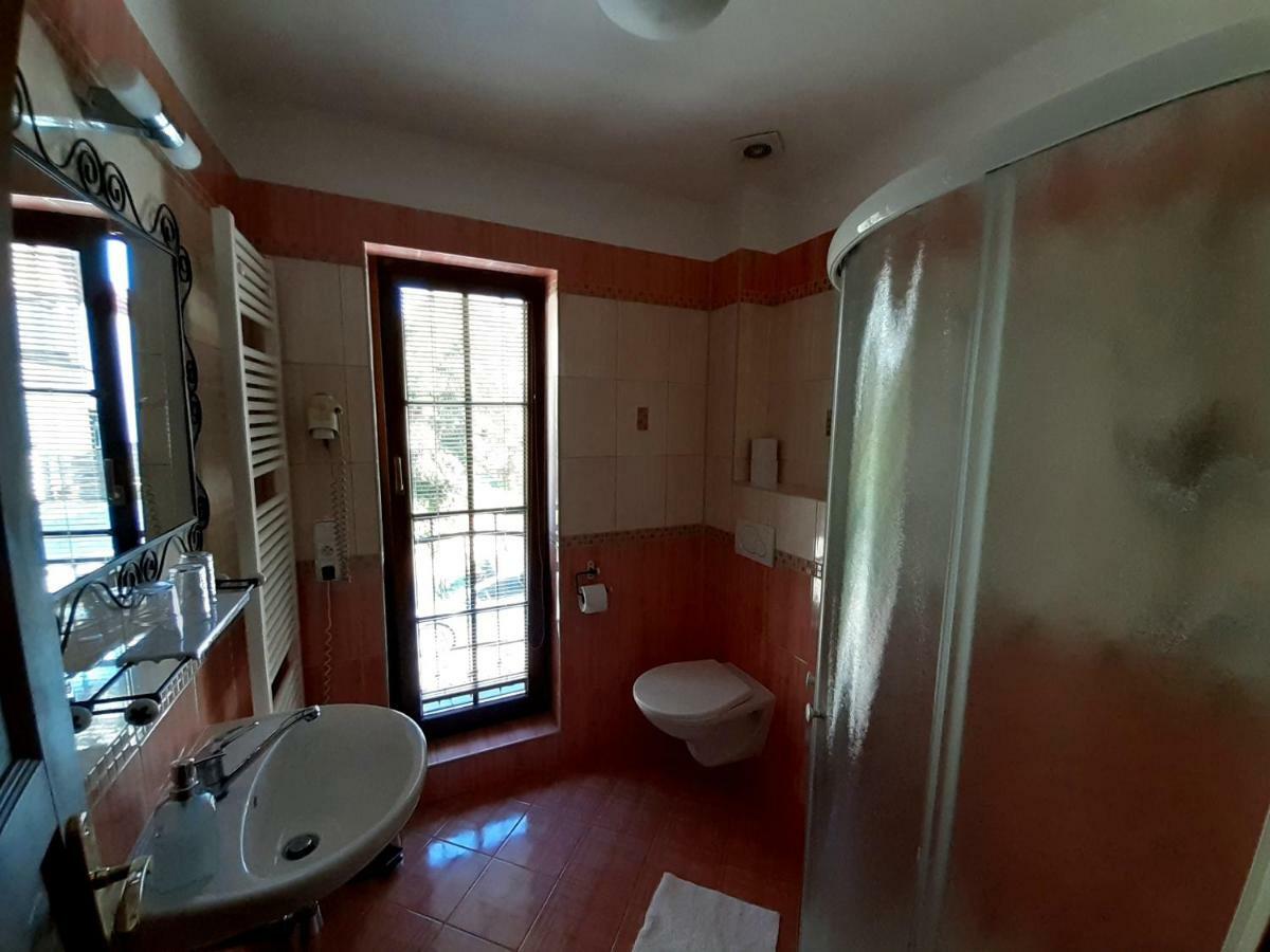 Penzion V Podzamci Litomyšl Extérieur photo